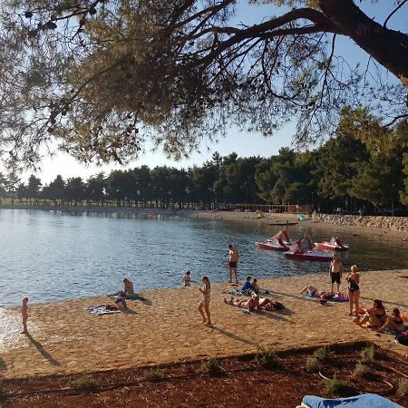 App Mirjana Daire Novigrad Istria Dış mekan fotoğraf